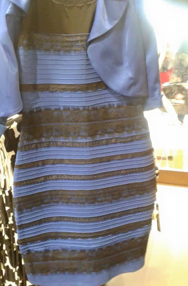 שמלה לבן זהב או כחול שחור